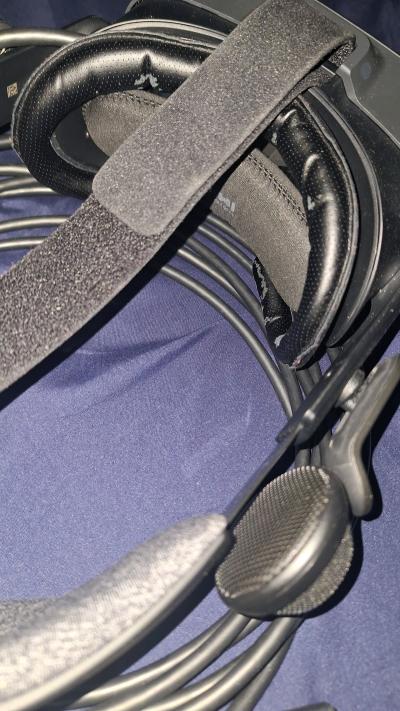 valve index full kit - Thumbnail 2
