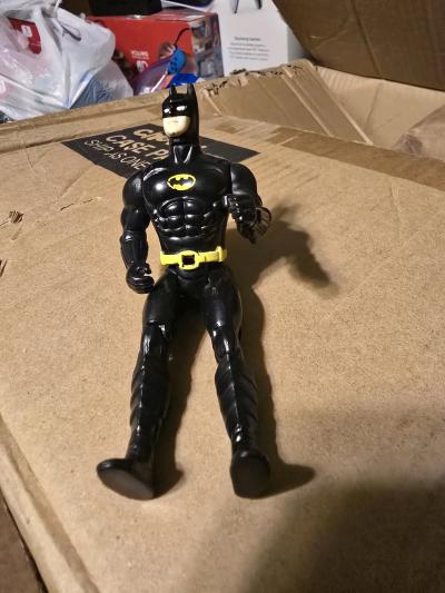 Vintage 1989 Toy Biz Batman Action Figure Michael Keaton