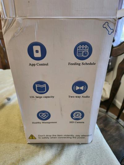 Automatic Pet feeder with camera and audio - Thumbnail 3