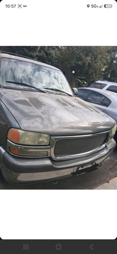 GMC Yukon 2002 8 SEATS runs and drives - Thumbnail 5
