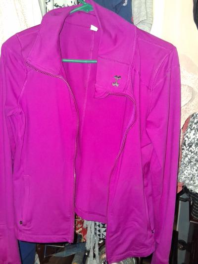 Under Armour Large Jacket worn a couple times by my daughter