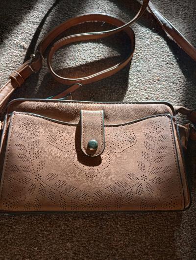 nice brown purse 10 in by 5 in