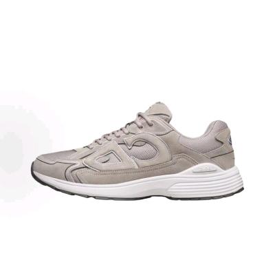 Looking for bulk buyers for shoes Contac We are professional - Thumbnail 9