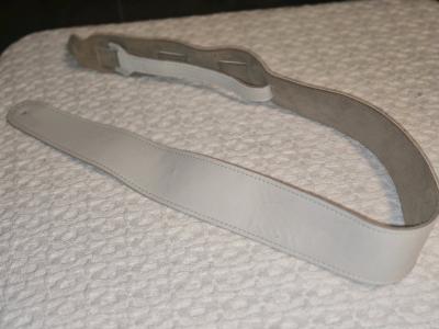 2 leather guitar straps - Thumbnail 4