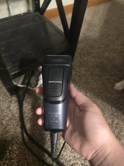 Remington PF7300 Electric Foil Shaver for Men - Thumbnail 3