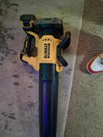 dealt 20v brushless leafblower - Thumbnail 3