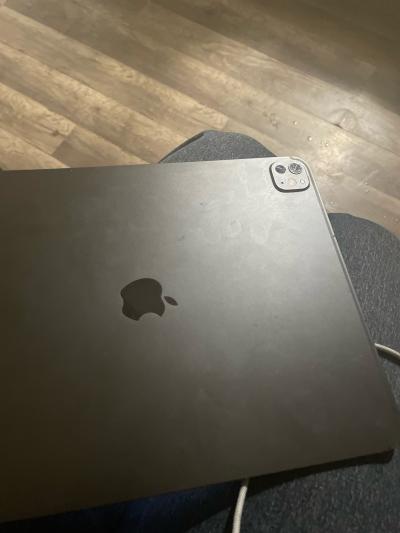 iPad Pro 2020 - Thumbnail 3