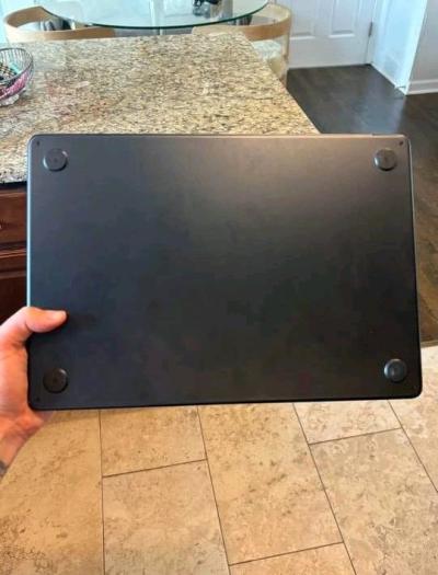 Apple MacBook Air 15inch - Thumbnail 5