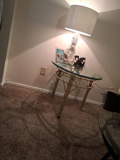 Small glass table - Thumbnail 2