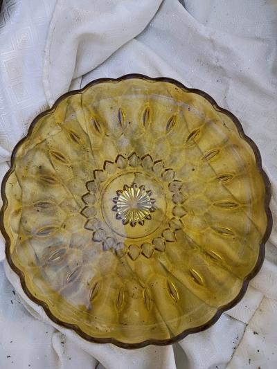 A Yelowish Color Vintage and Antique Plste