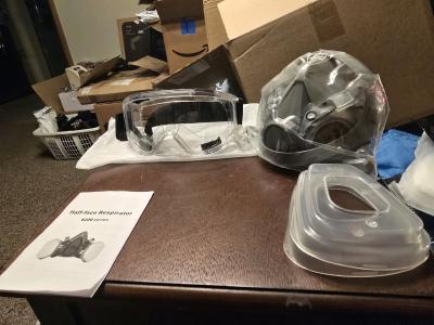 Brand New Half Face Respirator Mask Kit with Goggles  Filter