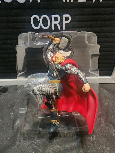 2011 Hallmark Keepsake Thor Ornament Item QXI2173