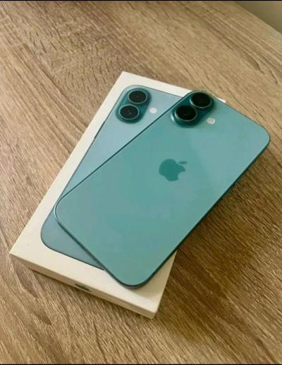 Apple iPhone 16plus unlocked - Thumbnail 4