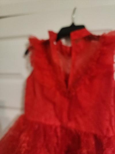 Lydia Deetzs red wedding dress from Beetlejuice Zize 140 - Thumbnail 4