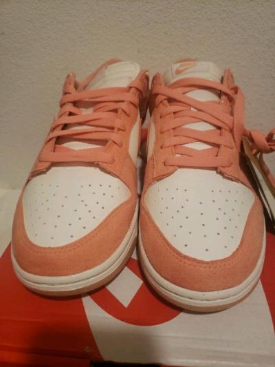 Nike Women Dunk Low Apricot  Size 12 - Thumbnail 4