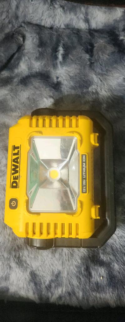 DEWALT DCL077 12V20V MAX Cordless LED Work Light Tool Only