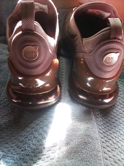 Nike airmax 270 Premium tattoo mtlc red bronze BRAND NEW SZ9 - Thumbnail 7