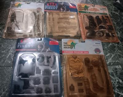 ULTIMATE SOLDIER ACTION FIGUREEN COMBAT GEAR