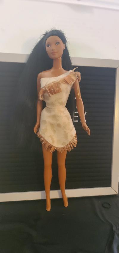 Mattel Disney Sun Colors Pocahontas Fashion Doll 1966
