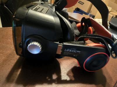 Hype IFX VR Headset with Builtin Headphones for Smartphones - Thumbnail 7