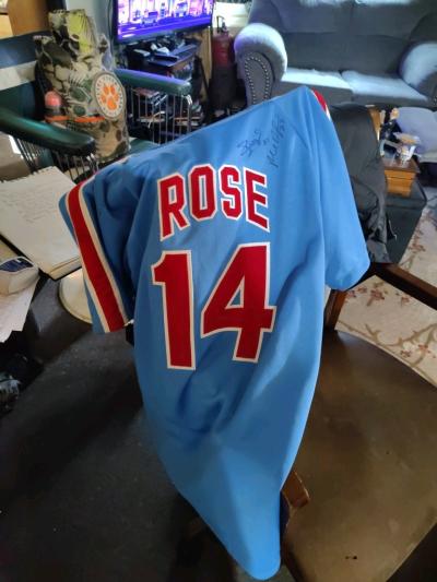 Pete Rose game war in Jersey with three signatures