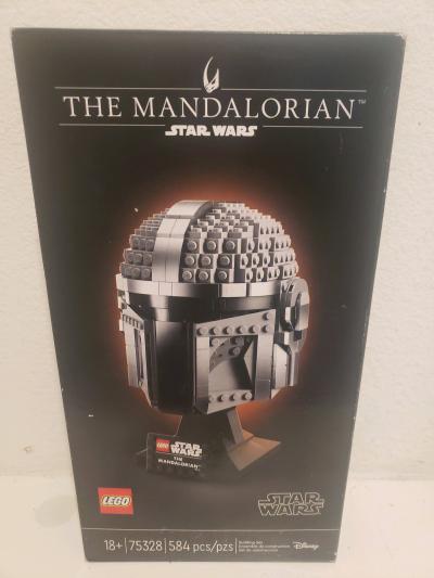 Lego star wars the mandalorian helmet  594 pcs never open - Thumbnail 3