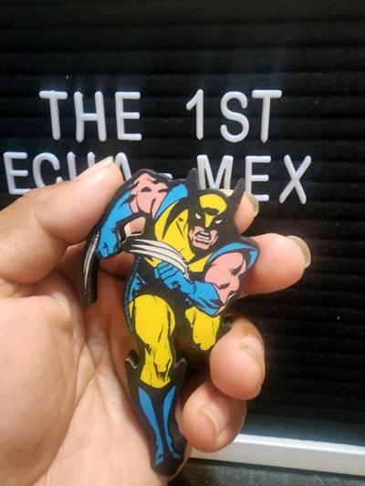Marvel Wolverine character cutout magnet