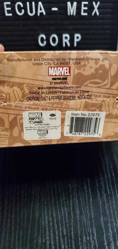 Marvel Iron Man vs Whiplash Salt  Pepper Shakers - Thumbnail 4