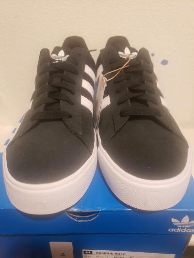 Adidas Campus vulc Size 11