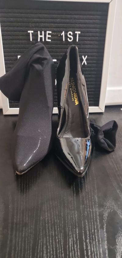 Fashion Nova Black Pointed Toe Heels Size 65 no box