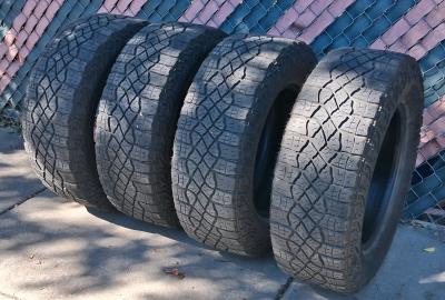 Set of 4 Goodyear wrangler TERRITORY MT  LT27565R18 1131100