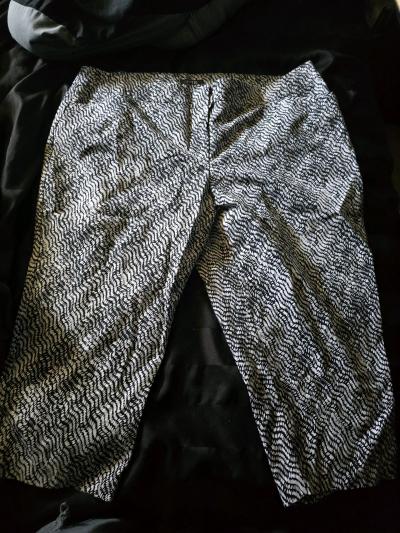 Womens Cropped Pants