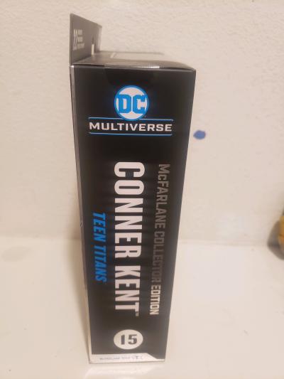 Dc multiverse mcfarlane collector edition Conner Kent - Thumbnail 3
