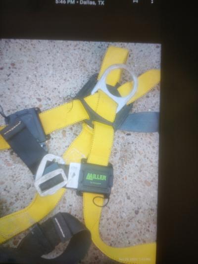 harnesses and climbing equipment - Thumbnail 8