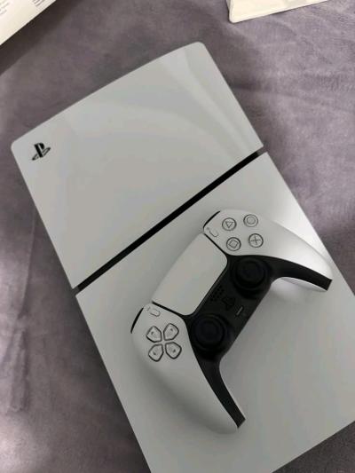 play station 5 - Thumbnail 4