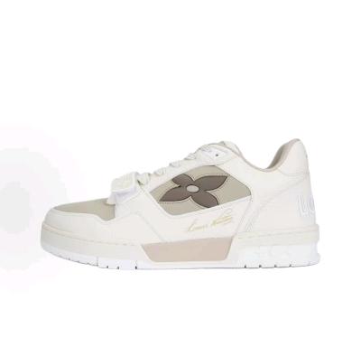 Looking for bulk buyers for shoes Contac We are professional - Thumbnail 4