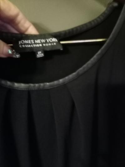 Womens Sleeveless Blouse - Thumbnail 2