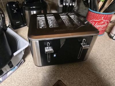 Farberware 4Slice Touchscreen Toaster  Stainless Steel - Thumbnail 2
