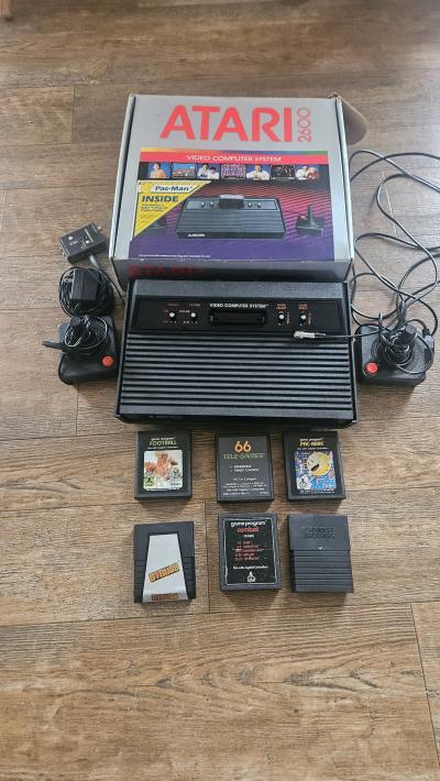 Atari 2600 with 6 games