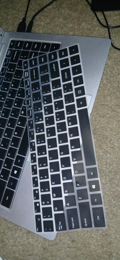 silver laptop - Thumbnail 3