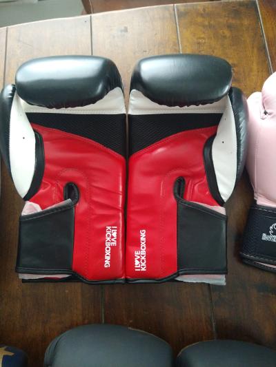 BRAND NEW Century ILKB 12oz14oz16oz Boxing Glove FREE wraps - Thumbnail 7