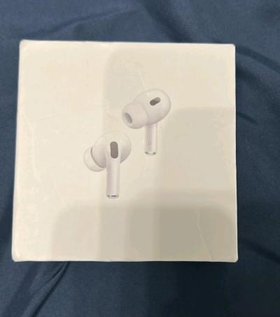 Apple AirPods Pro 3 with ANC - Thumbnail 5