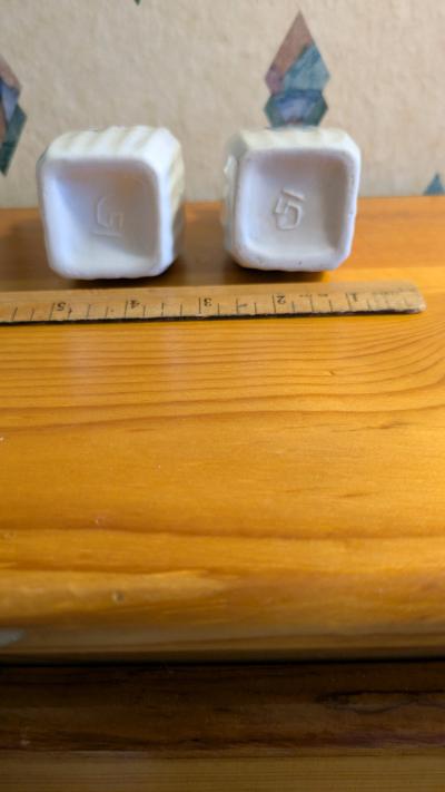Ceramic White Oil  Vinegar Set 2 Bottles w Handle Pour Spout - Thumbnail 7