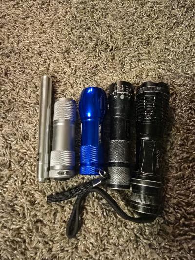 Bundle of 5 Flashlights  UV Blacklights  Working Condition - Thumbnail 2