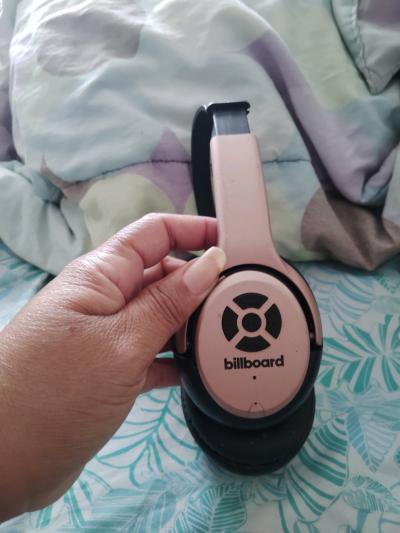 Rose color Bluetooth headphones