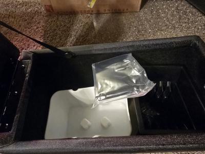 Brand New Rampage Locking Center Console for Jeep  Truck Bla - Thumbnail 4