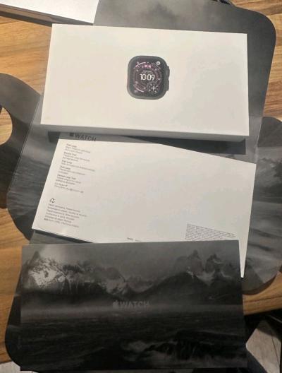 Apple Watch Ultra  As Good As New Grey - Thumbnail 5