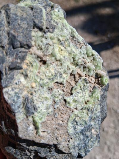 raw green waveillite display from Arkansas - Thumbnail 4