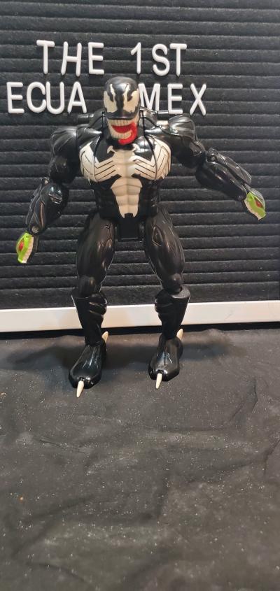 SpiderMan Shape Shifters Venom Transformer FigureToyBiz 2004 - Thumbnail 5