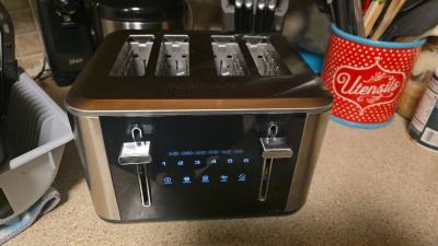 Farberware 4Slice Touchscreen Toaster  Stainless Steel